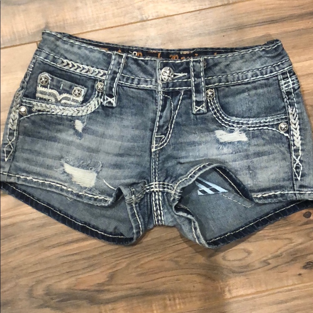 Rock Revival Shorty Shorts